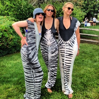 @AmyTAstley, Jordana Baldwin and Sam Kirby bridged the animal print/stripes divide in these #RaquelAllegra caftans. With pockets. LOVE!